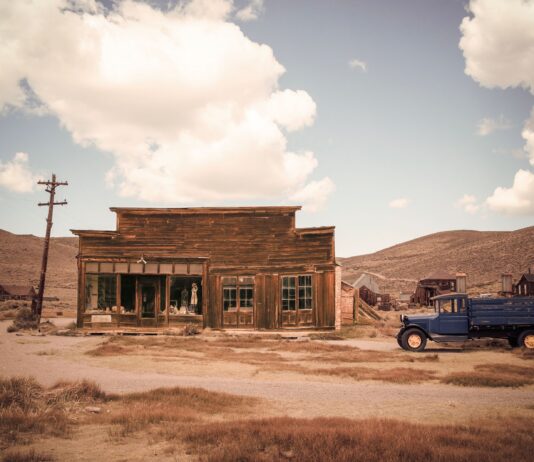 Forgotten cities of Los Angeles. The most interesting things about ghost towns