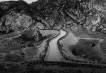 The Los Angeles Aqueduct System. The history of the construction and destruction of the Owens Valley farming community