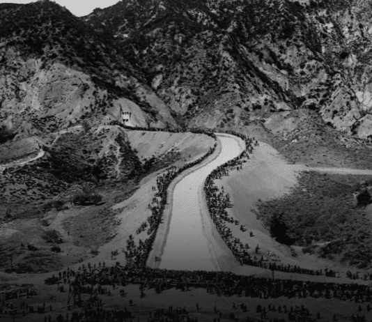 The Los Angeles Aqueduct System. The history of the construction and destruction of the Owens Valley farming community