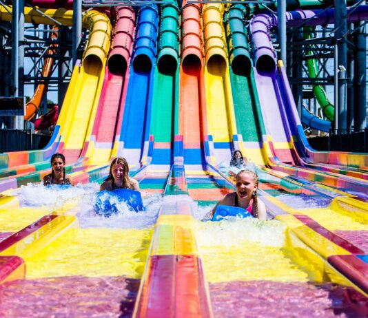 История крупнейшего аквапарка Калифорнии, Raging Waters Los Angeles